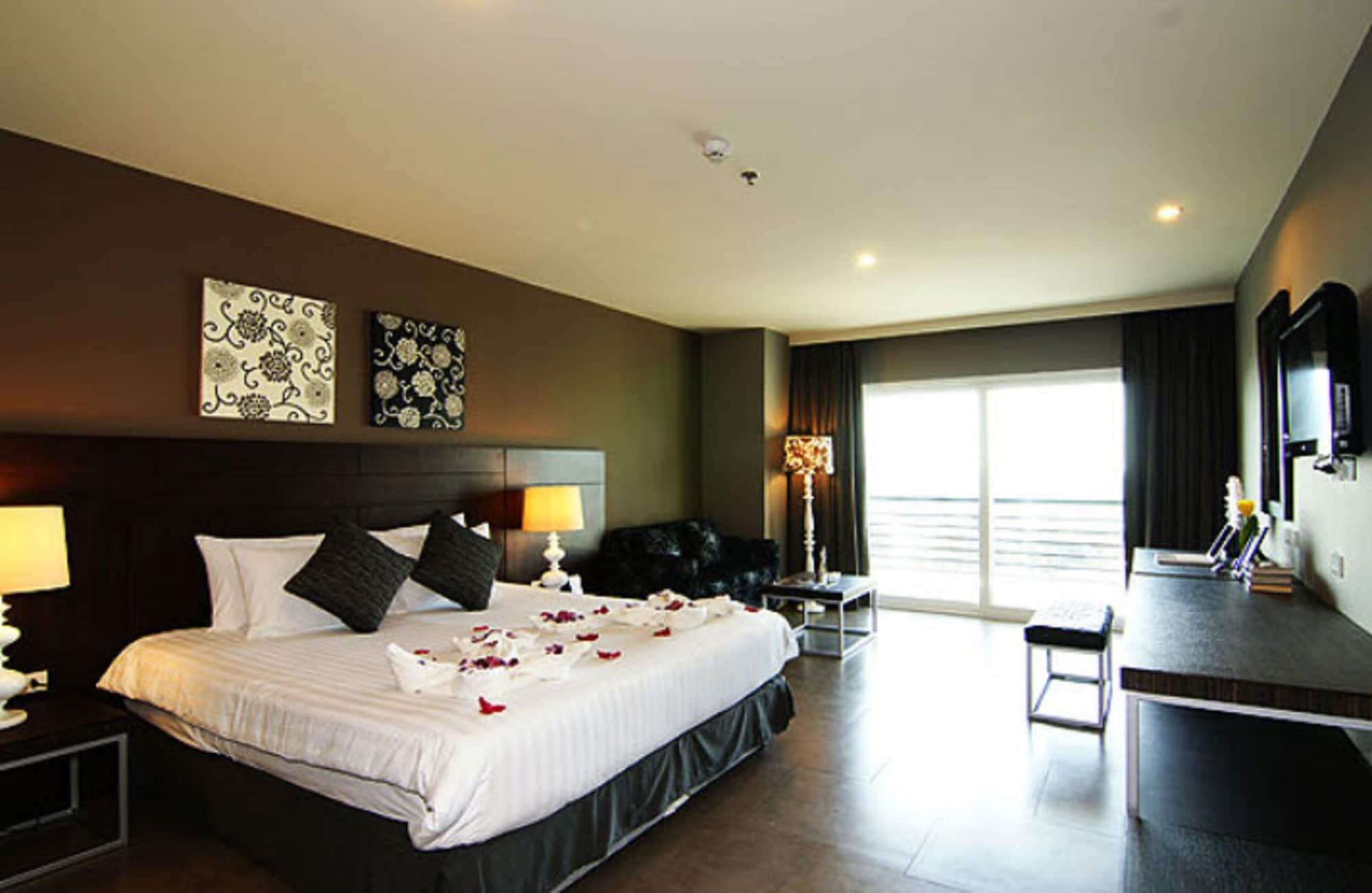 Sea Me Spring Tree Hotel (Adults Only) Pattaya Luaran gambar
