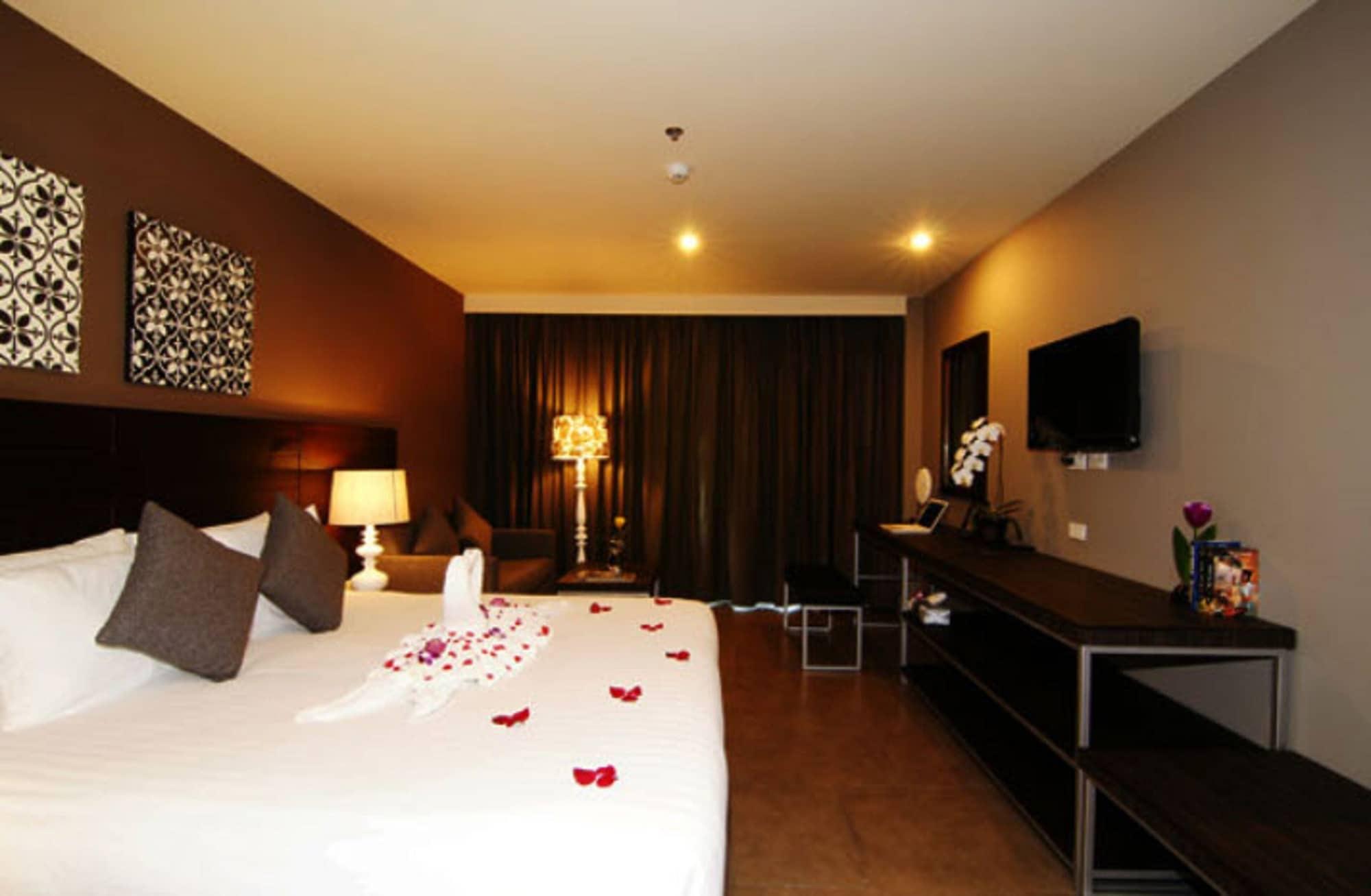 Sea Me Spring Tree Hotel (Adults Only) Pattaya Luaran gambar