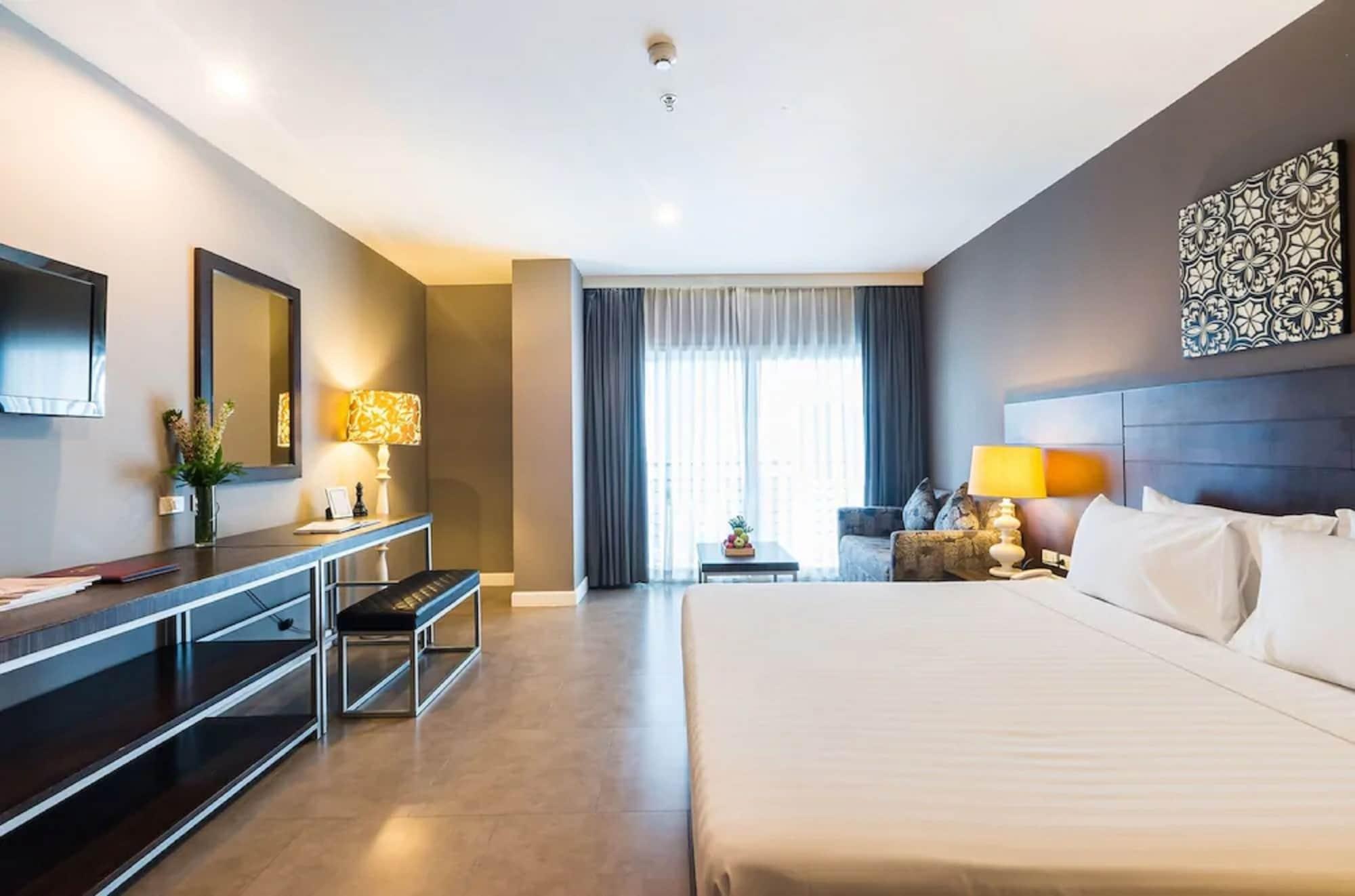 Sea Me Spring Tree Hotel (Adults Only) Pattaya Luaran gambar
