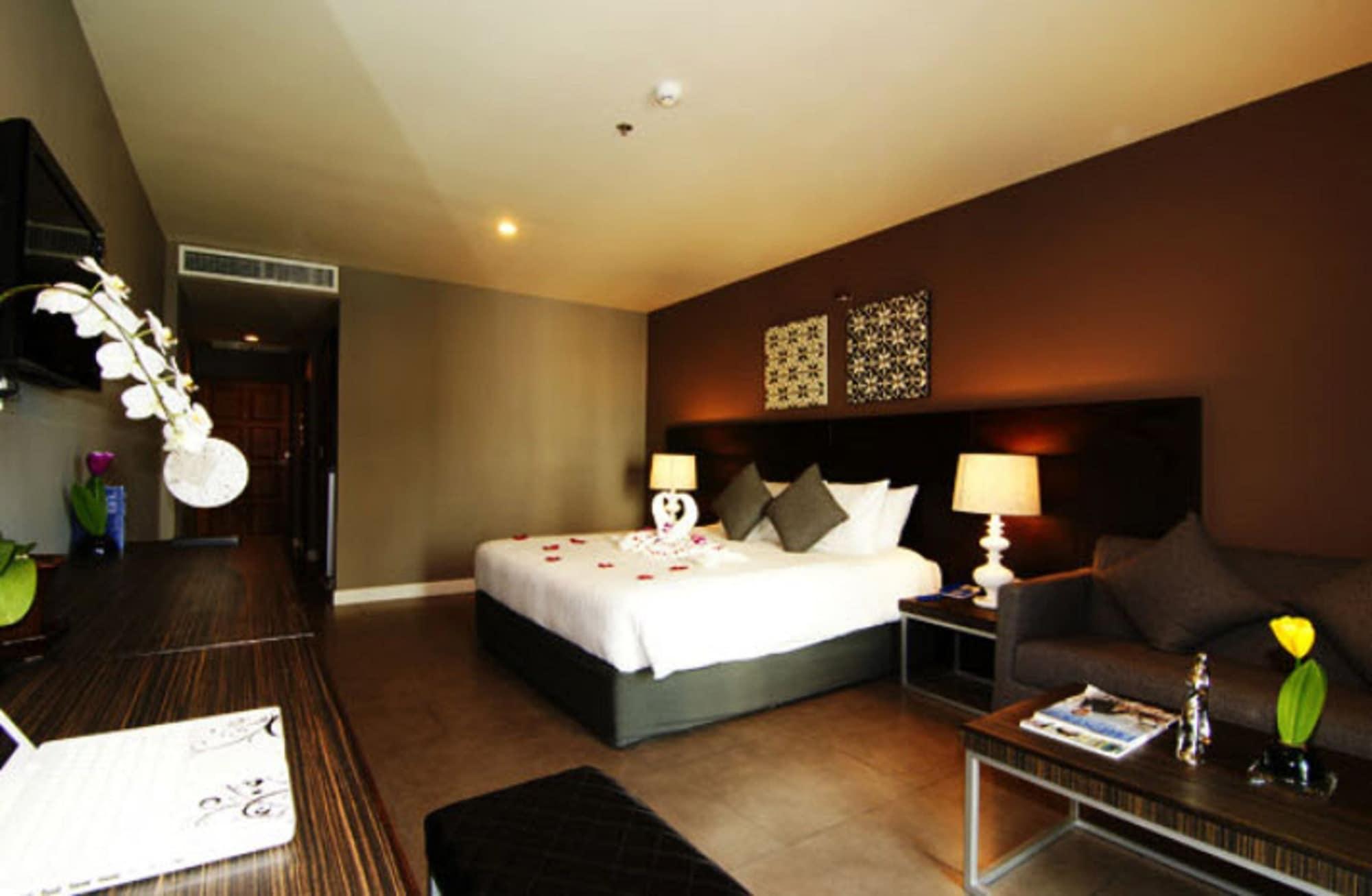 Sea Me Spring Tree Hotel (Adults Only) Pattaya Luaran gambar