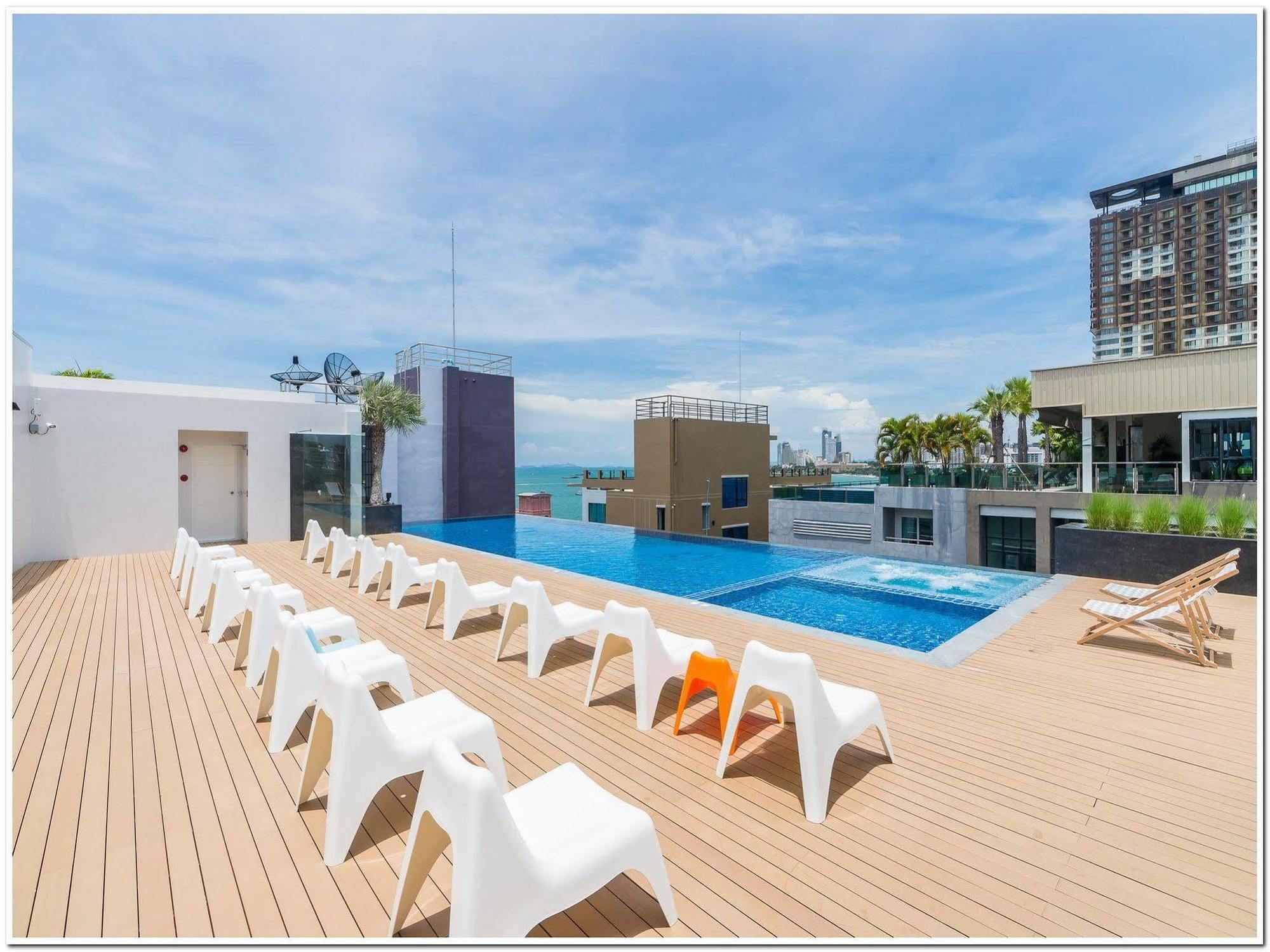 Sea Me Spring Tree Hotel (Adults Only) Pattaya Luaran gambar