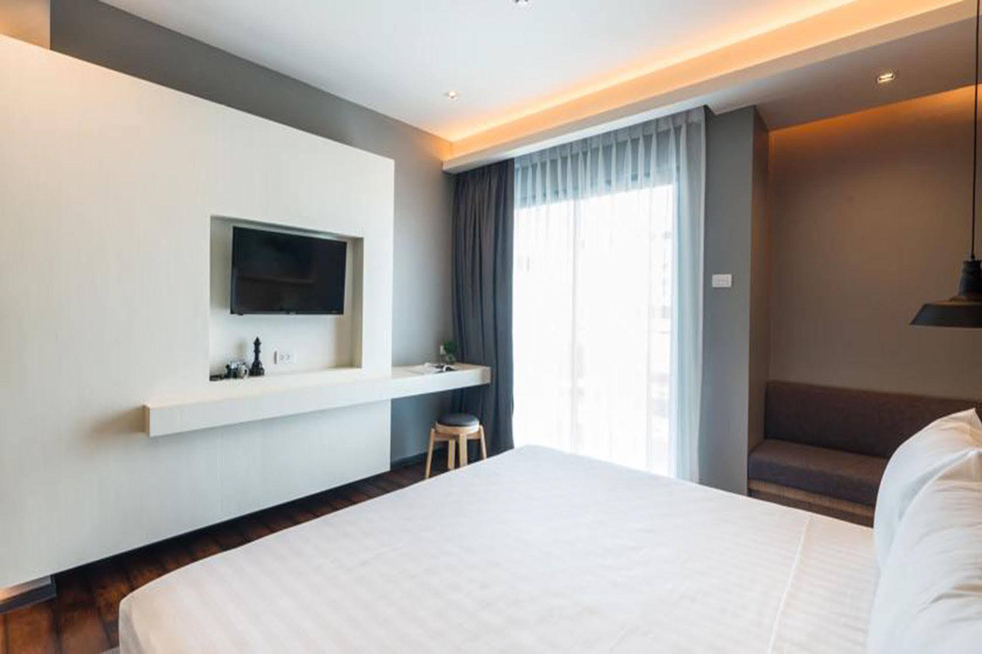 Sea Me Spring Tree Hotel (Adults Only) Pattaya Luaran gambar