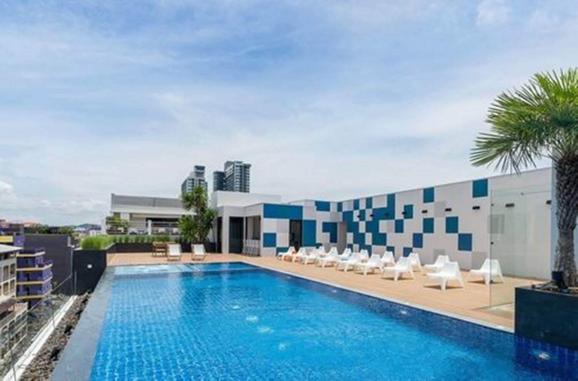 Sea Me Spring Tree Hotel (Adults Only) Pattaya Luaran gambar